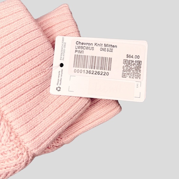 Lululemon Chevron Knit Sherpa Mittens Pink Mist Nwt - Picture 5 of 6